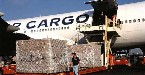 Modest slowdown in air freight market